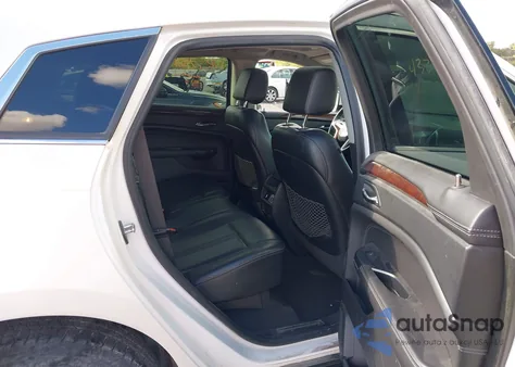 2013 Cadillac Srx Luxury Collection z USA, uszkodzony, nr VIN 3GYFNGE38DS648119